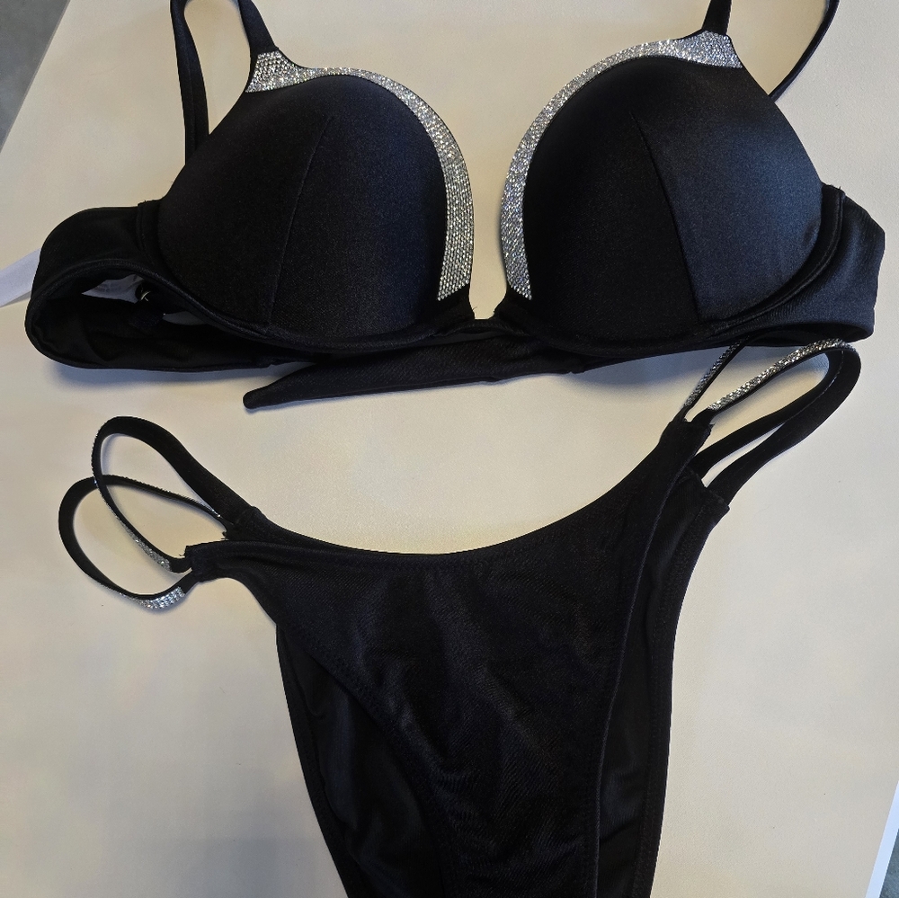 Victoria's Secret Very Sexy Shine Push-Up Bikini Top 32d - Picture 4 of 5
